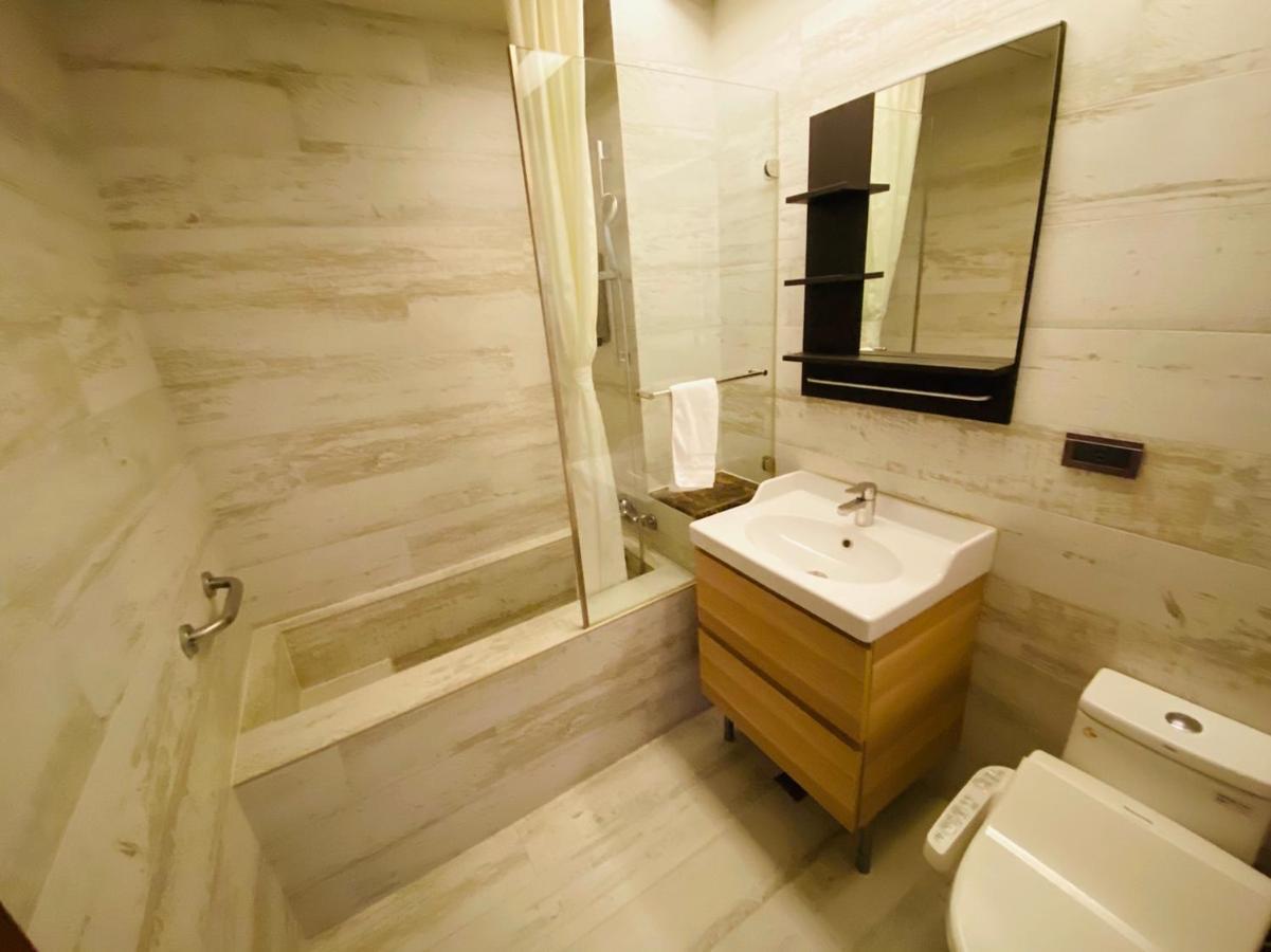 Dlinn Hotel Taichung Exterior photo
