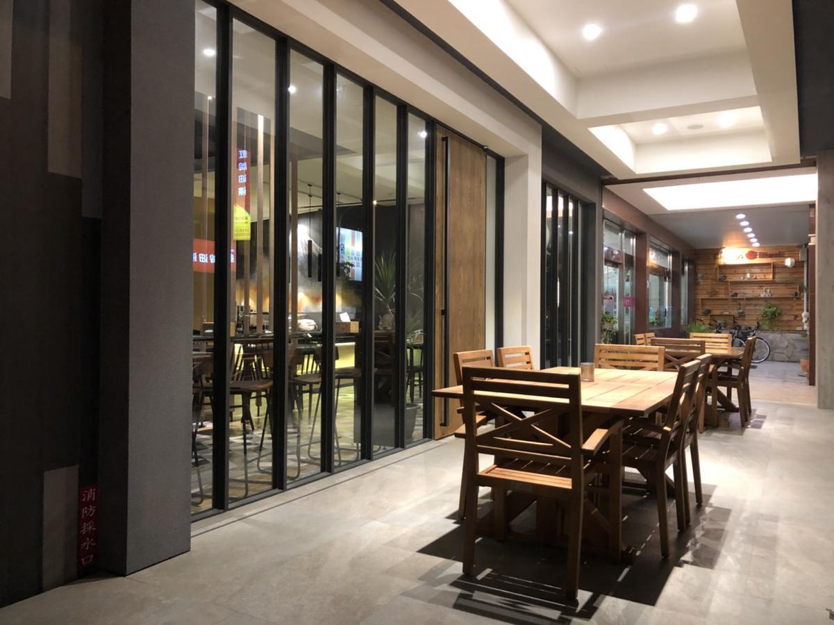 Dlinn Hotel Taichung Exterior photo